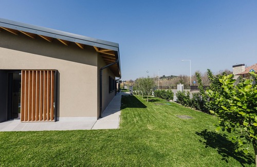 Montioni Villa | Villa 'Luxe Maxime' with Private Pool, Wi-Fi and Air Conditioning