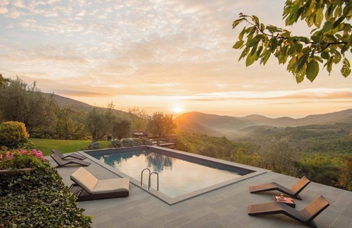 Montelaguardia Villa | Villa Maddalena - Private villa with stunning views and pool