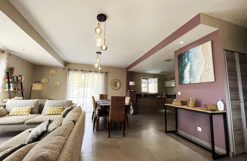 L'Ile-Rousse Villa | Villa Madrale: High-end, very peaceful condo with swimming pool/whirlpool (2-8p)