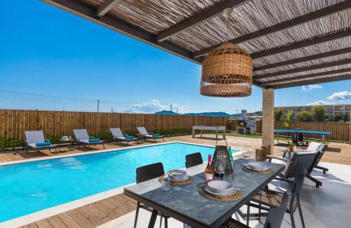 Alykes Villa | Villa Maira Rose by Villa Plus