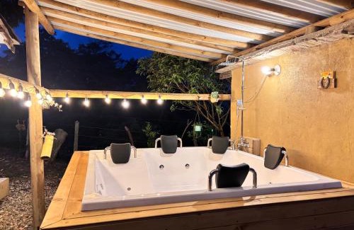 Carolina del Principe Villa | Villa Manantiales con baño turco y Jaquzzi