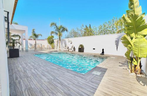 Barrio Nuevo Villa | Villa MARABÚ,piscina privada en Conil de la Frontera