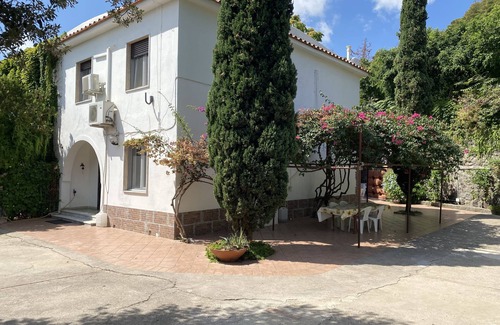 Ischia Porto Villa | Villa Marie Claire with 600sqm garden