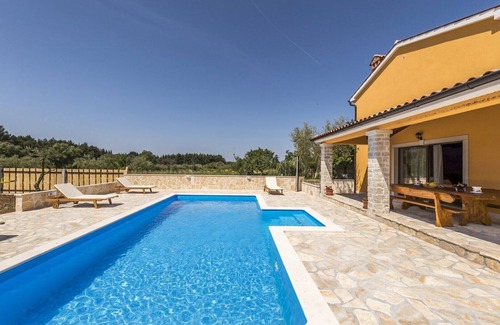 Municipality of Sveti Lovrec Villa | Villa Marija with Private Pool in Klostar