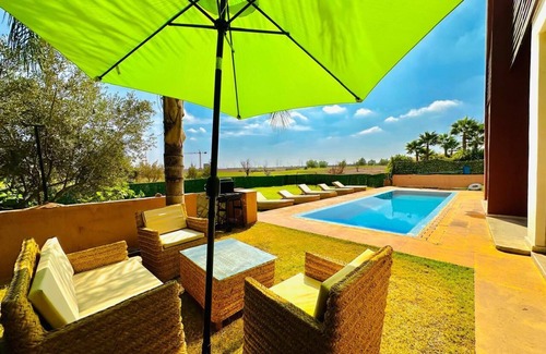 El Makina Villa | Villa Marrakech sur golf piscine cuisinière menu