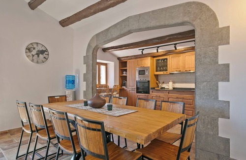 Tordera Villa | Villa 'Masia Luxmarspa' with mountain views, Wi-Fi and air conditioning