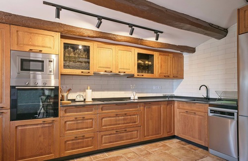 Tordera Villa | Villa 'Masia Luxmarspa' with mountain views, Wi-Fi and air conditioning