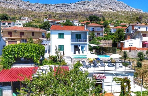 Mravince Villa | Villa Matković with private pool - Kučine (Split)