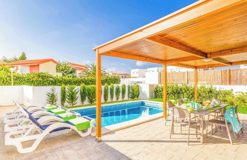 Cala'n Bosch Villa | Villa Melody - Four Bedroom Villa, Sleeps 6