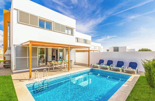 Cala'n Bosch Villa | Villa Melody - Four Bedroom Villa, Sleeps 6