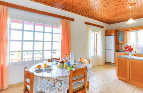 Lakka Villa | Villa Meropi : A Paxos Villa with Sea Views,Private Pool,A/C