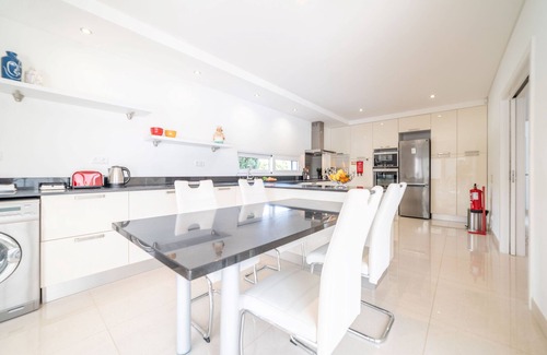 Verdizela Villa | Villa Mirage - Allure Villas