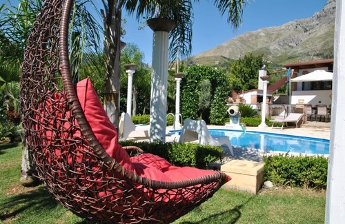 Trivio Villa | Villa Mirella - Private villa with pool in Latium