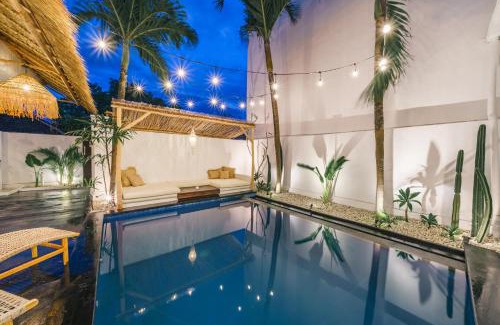Batu Bolong Villa | Villa Moorea : Tropical Vibes - 3 min from beach