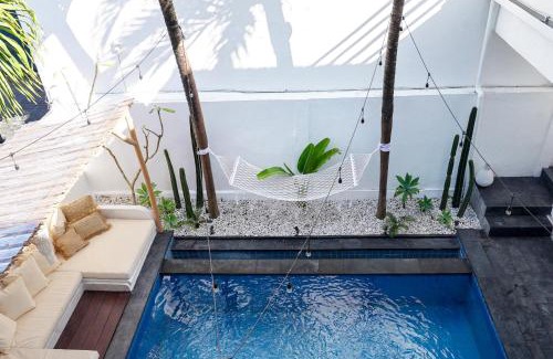 Batu Bolong Villa | Villa Moorea : Tropical Vibes - 3 min from beach