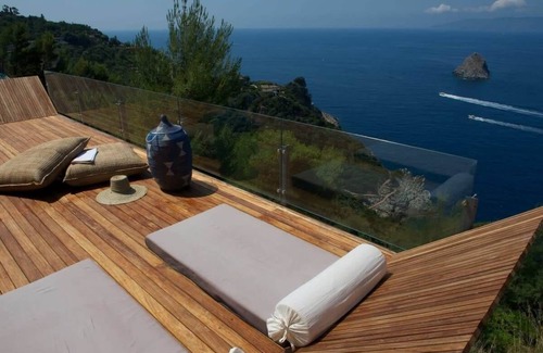 Monte Argentario Villa | VILLA MORESCA Summary