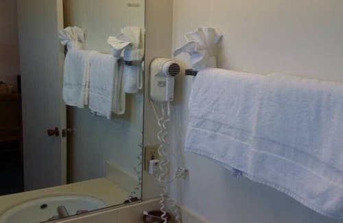 San Luis Obispo Hotel | Villa Motel