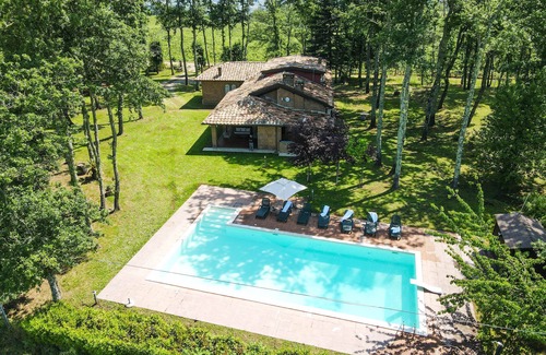 Orvieto Villa | Villa near Orvieto with private garden, pool and AC