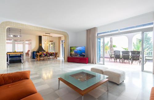 Los Geraeos Villa | Villa Nico - By Aloha Palma