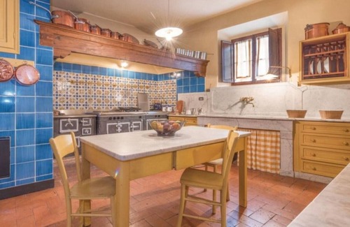 Borgo San Lorenzo Villa | Villa Nontiscordardime - 18th century villa with pool