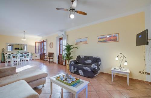 San Benedetto di Lugana Villa | Villa Oasi With Private Pool - Happy Rentals