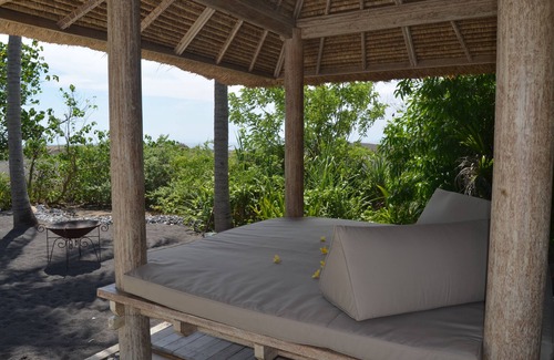 Padangbai Villa | VILLA OF DREAM ON THE BEACH OF PADANBAI
