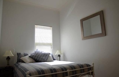 Adelaide Central Business District House | Villa on Louisa 3 bedroom townhouse south east corner of Adelaide city