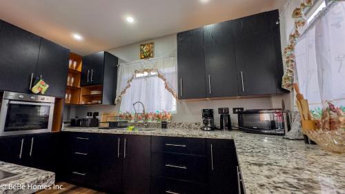Vieux Fort Quarter Villa | Villa Opulence - 12min from UVF Airport