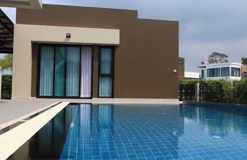 Na Chom Thian House | Villa Ozone Pattaya Baan 38
