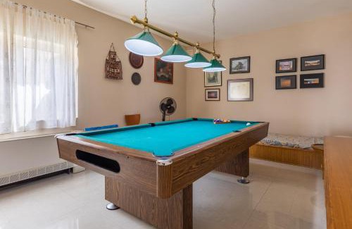 Santa Maria Estate Villa | Villa Palma - Sunset Sea Views with Pool, Jacuzzi, Sauna and Games Room