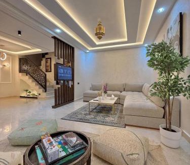 Marrakech Villa | Villa Palmeraie Luxe, 7 min de Geliz & Piscine Privée