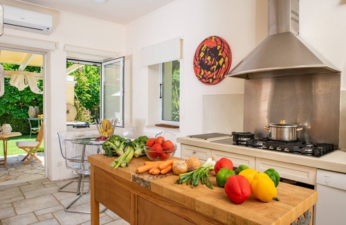 Gouvia House | VILLA PALOMA - Beautiful villa with sea views and pool - sleeps 8