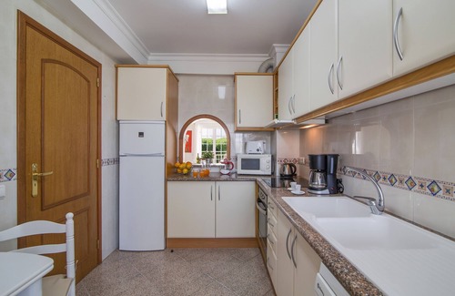 Vale de Carro Villa | Villa "Paradise" with pool and pool view, terrace and Wi-Fi