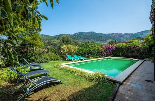 Biniaraix House | Villa 'Patró Lau' with Mountain View, Wi-Fi and Air Conditioning