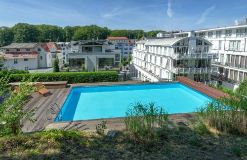 Sellin Villa | Villa Paula in Sellin - Penthouse mit Kamin und Dachterrasse