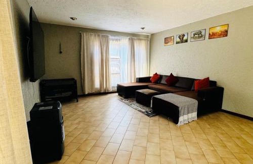 Woodmead Villa | Villa Picasso - 2 Bed Villa