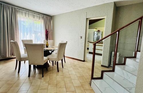Woodmead Villa | Villa Picasso - 3 Bed Villa
