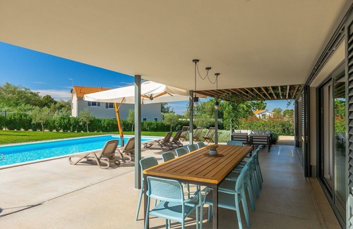 Lasici Villa | Villa Priska in Vižinada, Istria private pool A/C