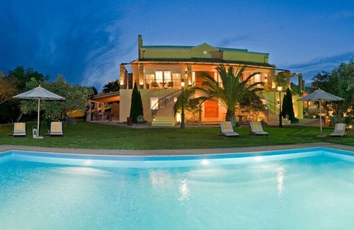 Vassilatika Villa | Villa Privilege with tennis Court and outdoor & indoor Heated Pool (sleep 8)