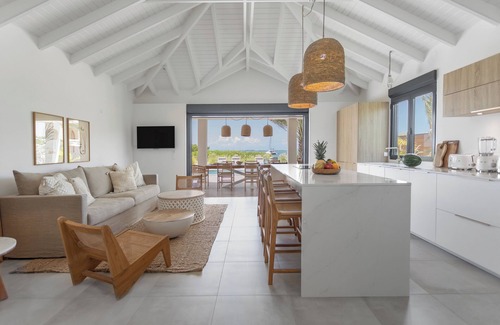 Rambaud Villa | Villa Pure - Waterfront property with water access, swimming pool, AC & kayaks