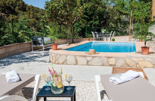 Quesada Villa | Villa Río Béjar Quesada by Ruralidays