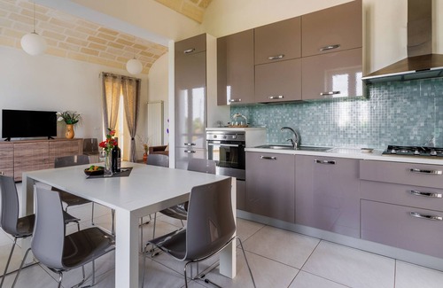 Spongano Villa | Villa "Raffaella" with Private Terrace & Private Garden