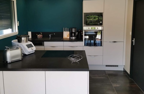 Cleder Villa | Villa Recente Avec spa à 250 m d une Magnifique Plage