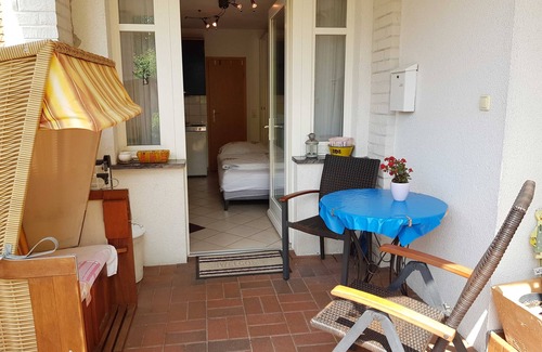 Koserow Apartment | Villa Romantica App. Terrace, beach chair, sun loungers - Villa Romantica