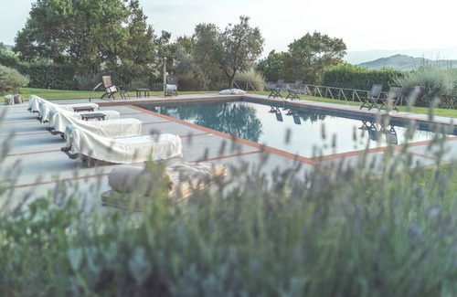 San Casciano dei Bagni Villa | Villa Sulle Colline - Tuscan villa with private pool