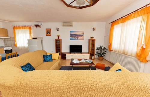 Trogir Apartment | Villa Saba by Interhome