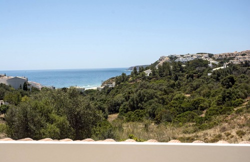 Salema Ski Chalet | Villa Salemar, sea view, private pool