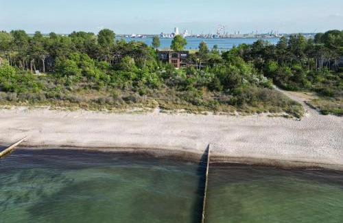 Hohe Dune Apartment | Villa Schmidt Apartments - Strandhaus direkt am Meer mit Sauna, Sport und Dünengarten III