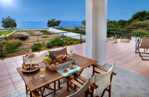 Fragkokastello Villa | Villa Sea Sand - Sunset View Beachfront Villa Near Tavernas & Shops