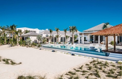 Leeward Settlement Villa | Villa Sentosa | Beach Front - Located in Beautiful Grace Bay with Private Pool